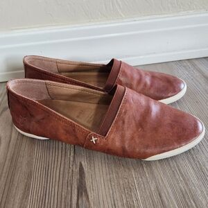 Frye Melanie Slip On Cognac Brown Leather